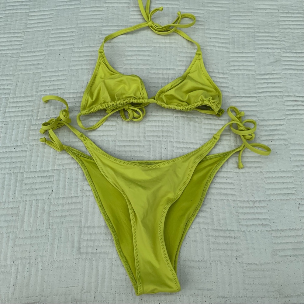 Skims Vibrant Green Bikini Set Size Small
